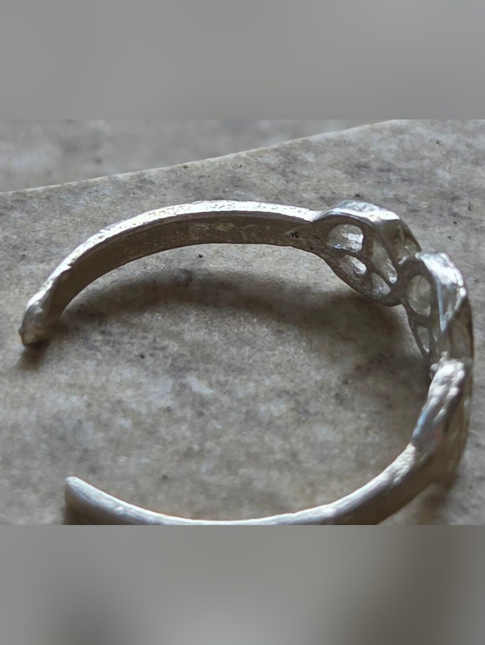 VTG 90s Sterling Silver 925 Triple Peace Sign Adjustable Toe Ring Mint. - Picture 4 of 5